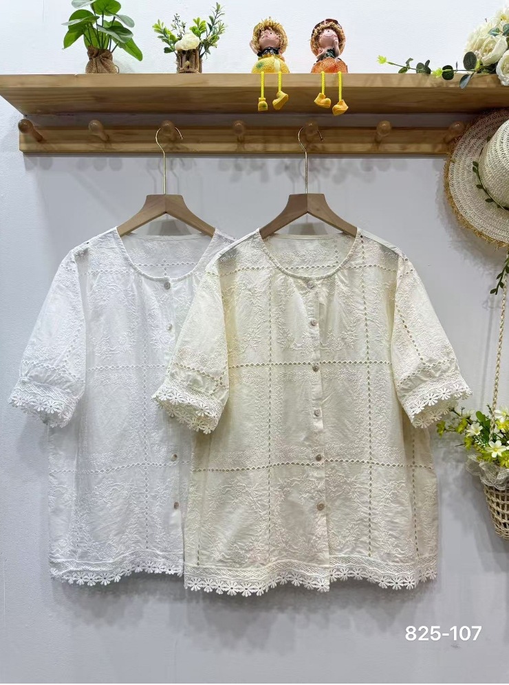 Designer luxury brand blouse 1 - Vintage Summer Clothing Brand recension och pris